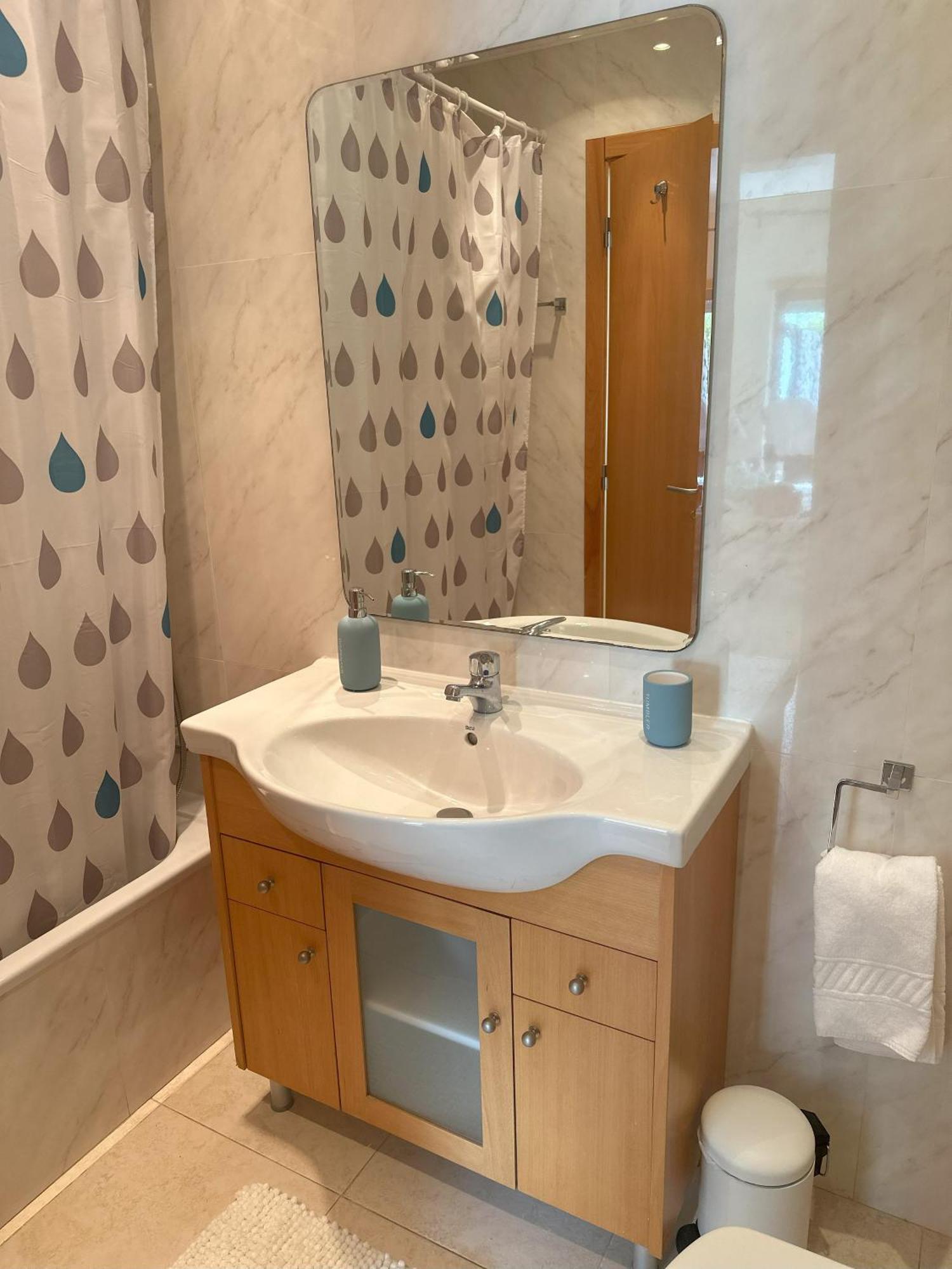 Charmant Appartement A 1Km De La Plage, Avec Piscine A 알부페이라 외부 사진