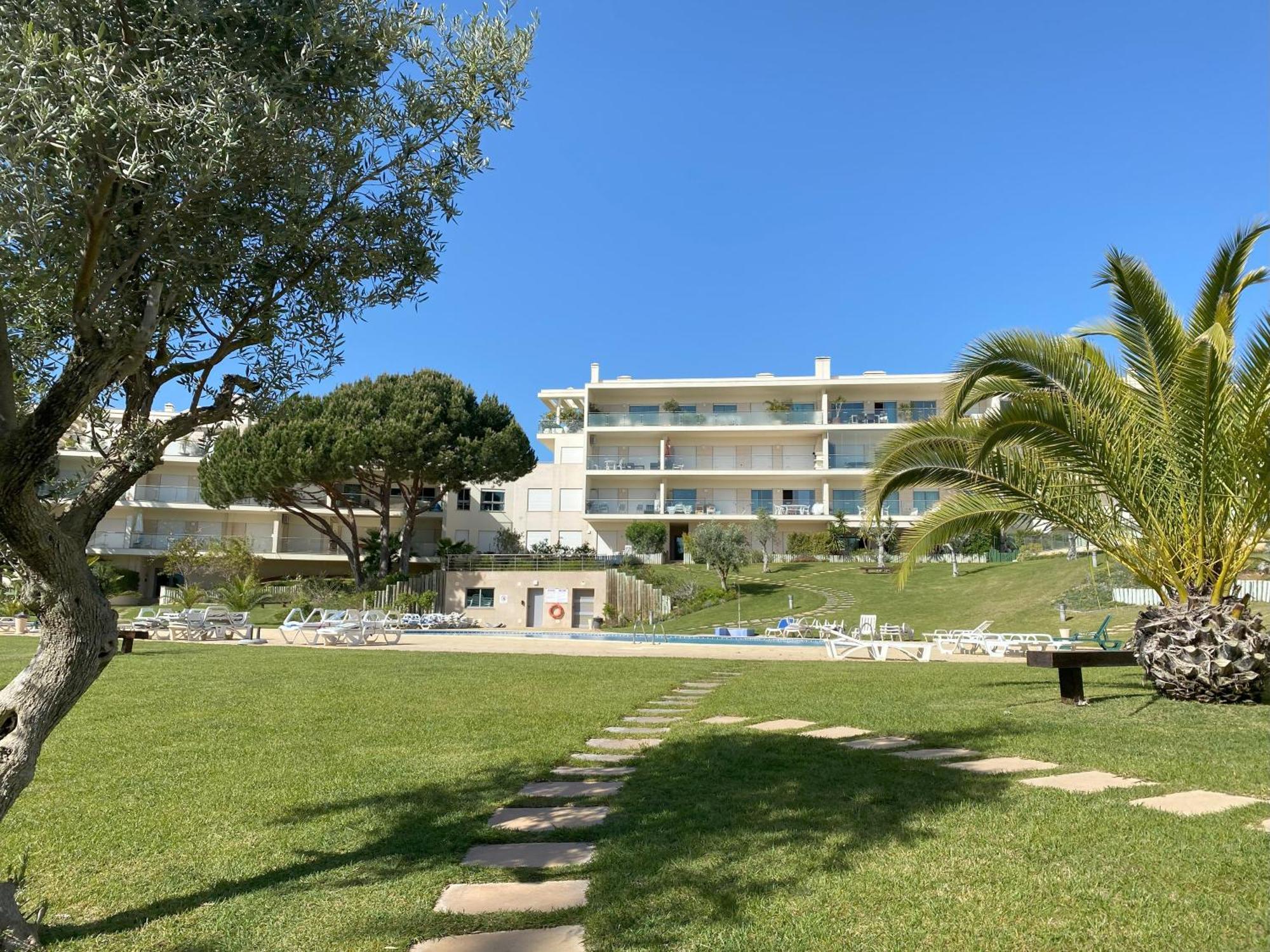 Charmant Appartement A 1Km De La Plage, Avec Piscine A 알부페이라 외부 사진